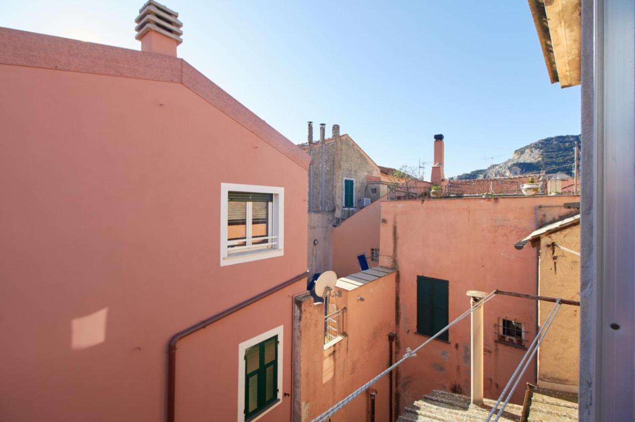 피날레리구레 Casa Cici A 50 Mt Dal Mare 아파트 외부 사진